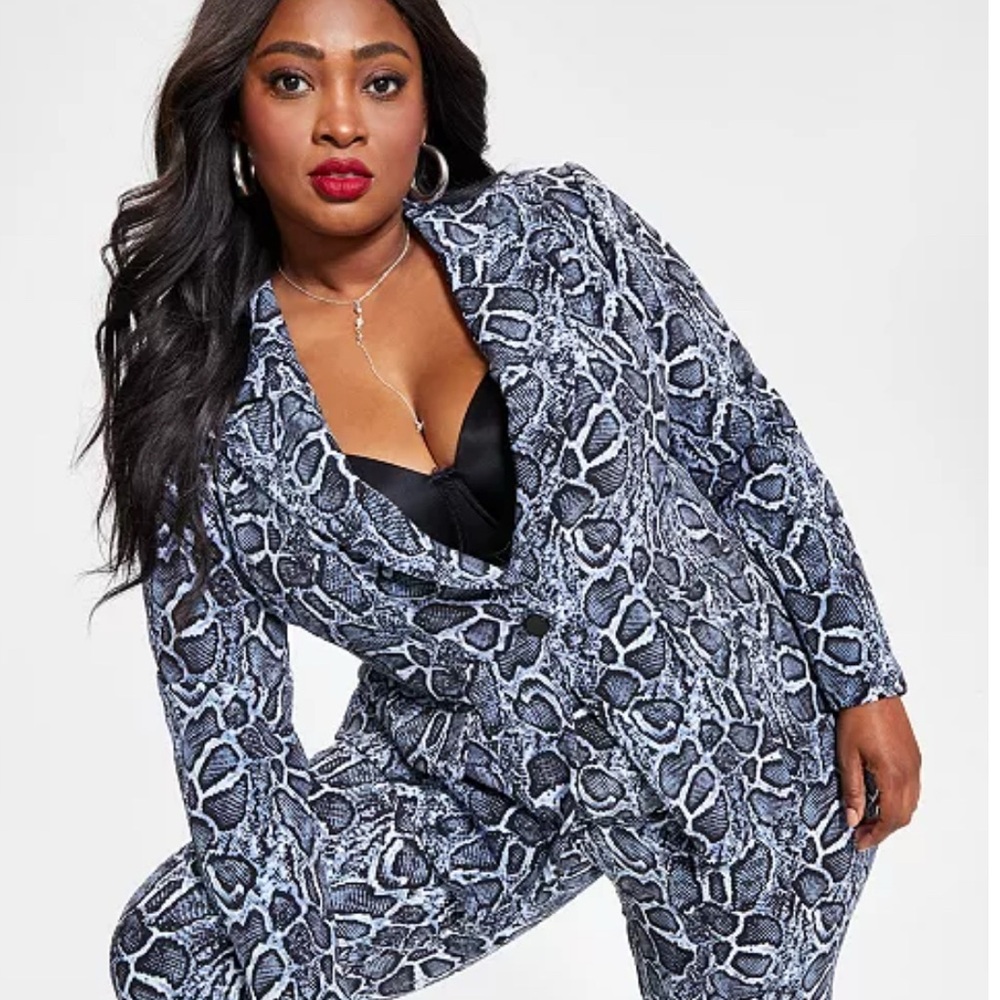 EUC Nina Parker Blue and Black Snake print Blazer Plus Size 0X or Women's 12